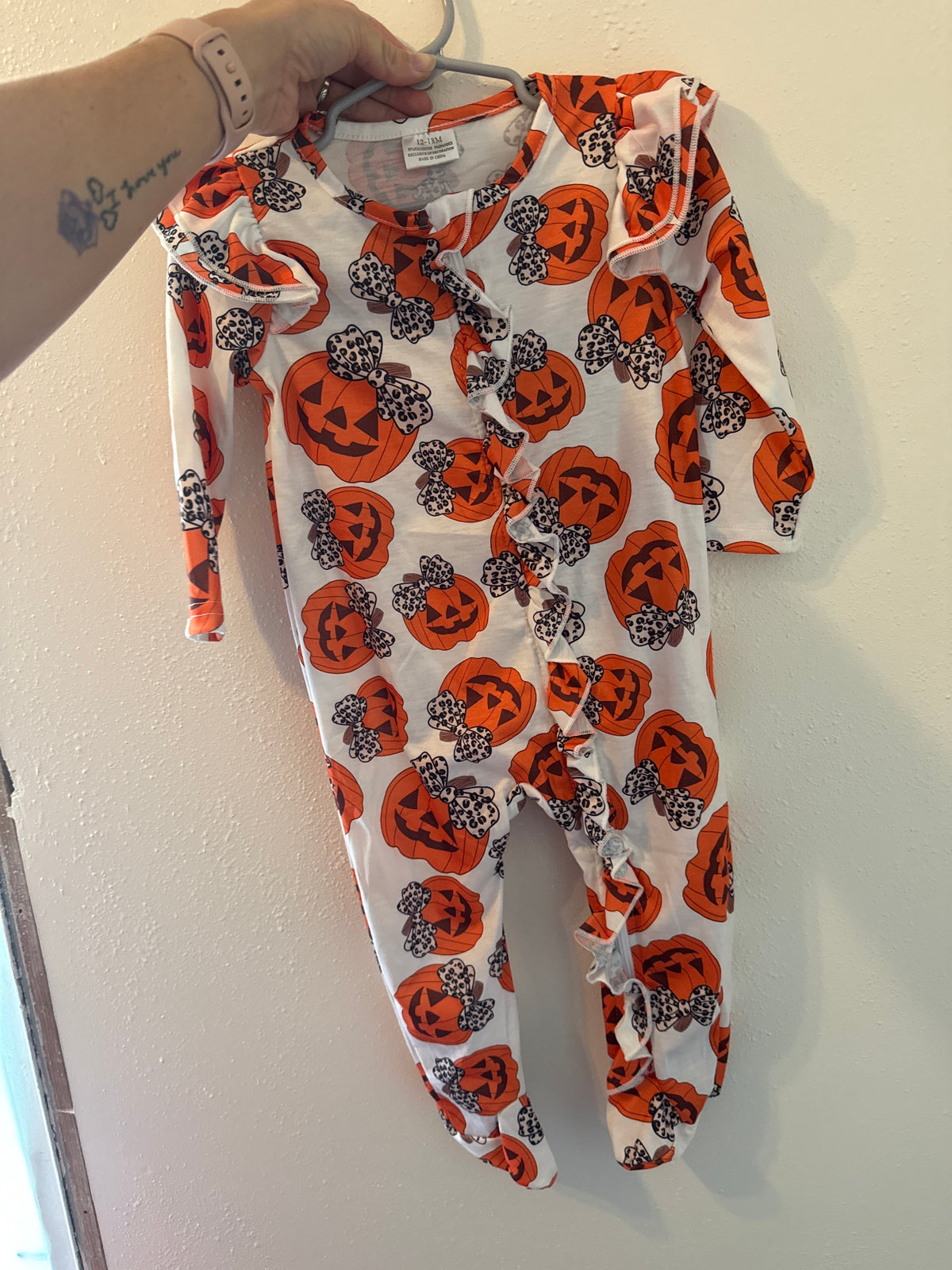 Pumpkin Cheetah Sleeper w/Ruffel