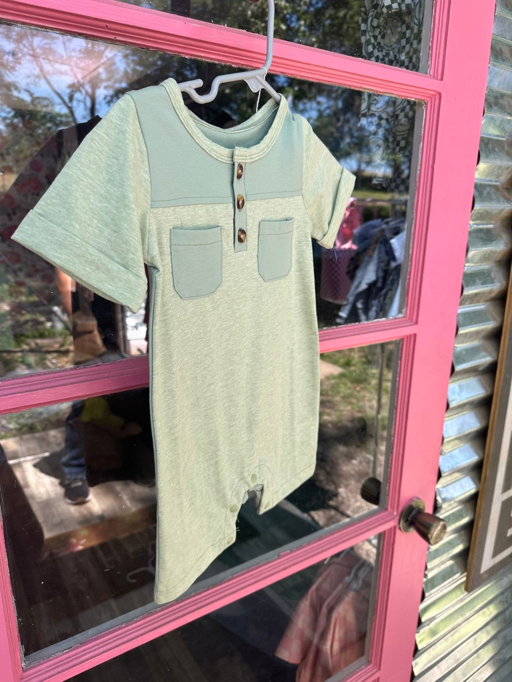 Green Double Pocket Shortie
