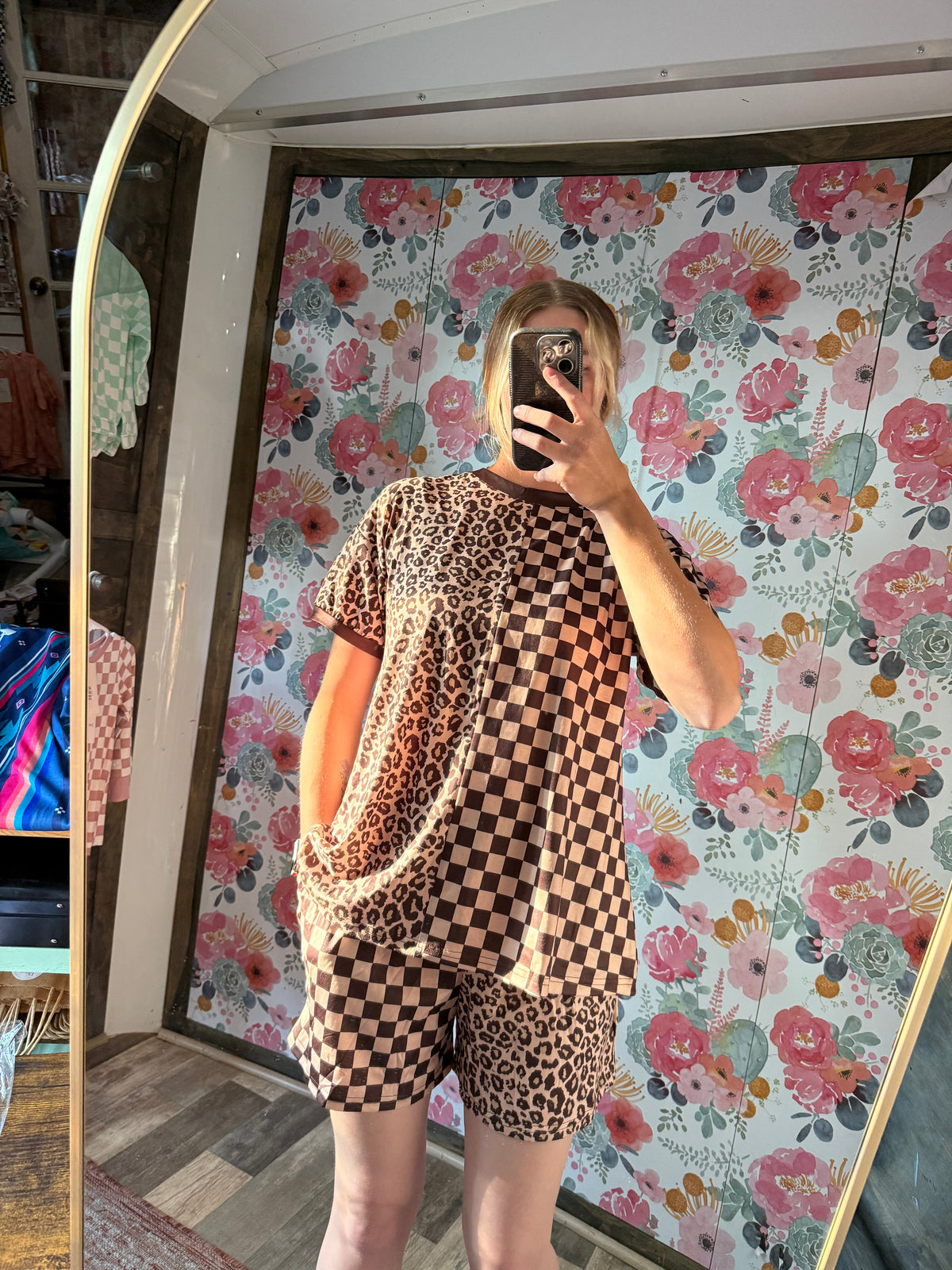 Leopard Checkard Women (Shorts)