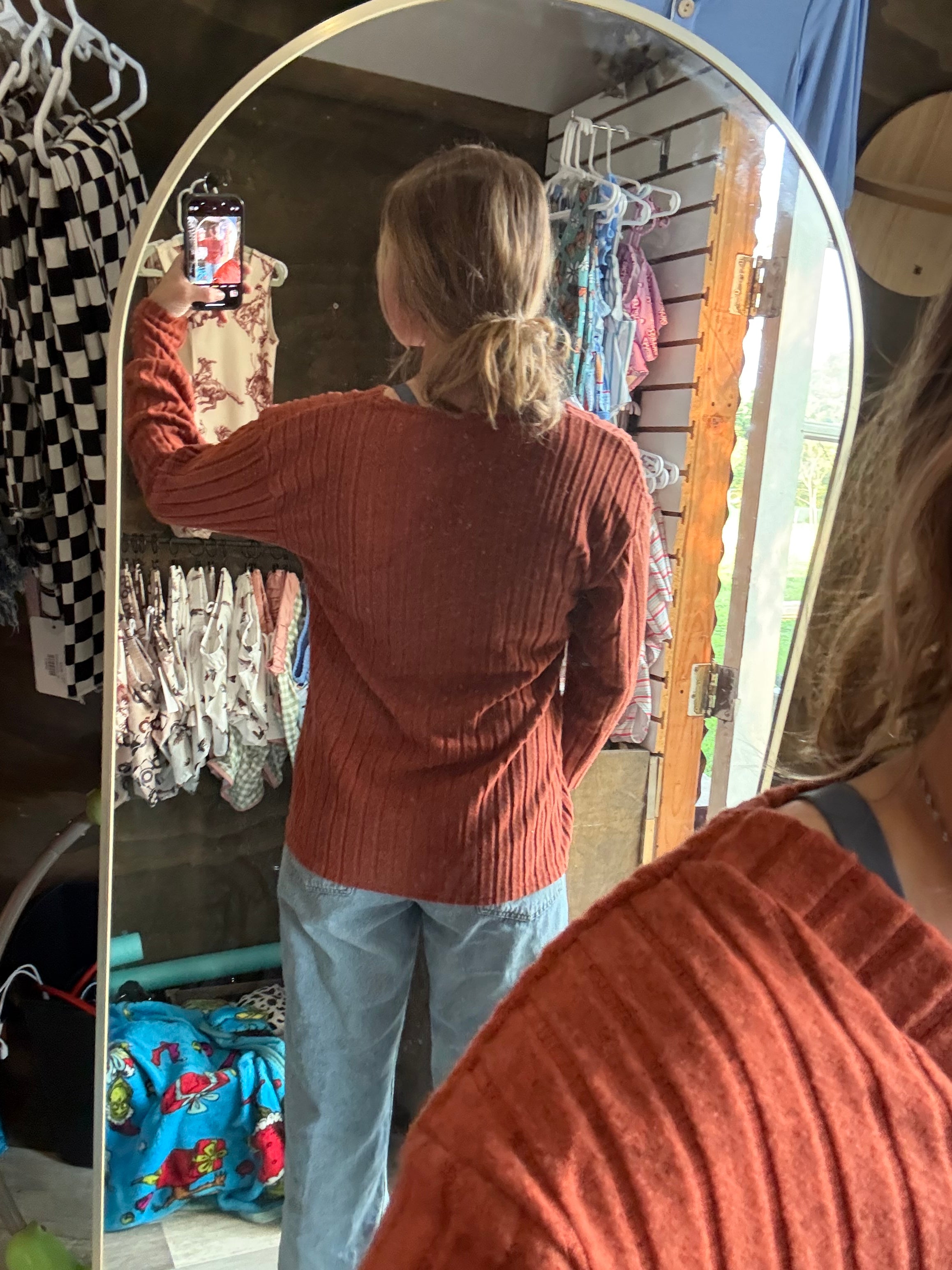 V-neck Long Sleeve w/buttons
